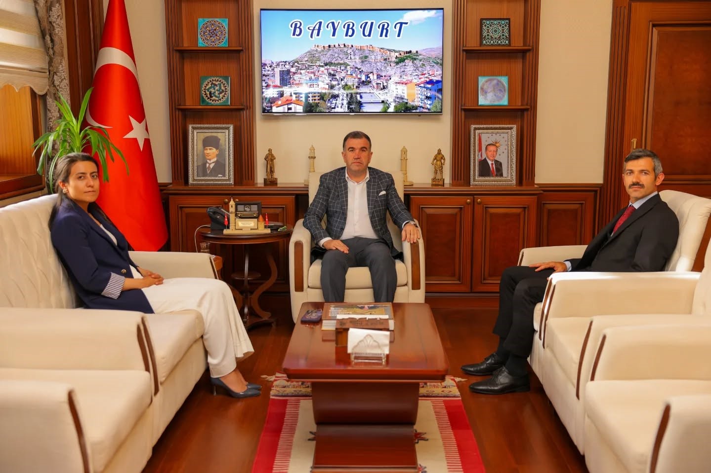 Yeni atanan Demirözü ve Aydıntepe kaymakamları görevlerine başladı