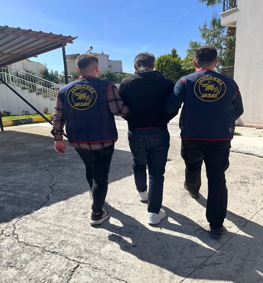 Jandarma, 6 ayda 2 bin aranan şahsı yakaladı