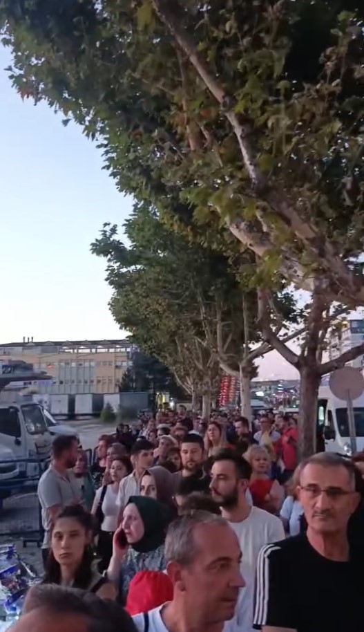 K&uuml;lt&uuml;r Yolu &ccedil;ile dolu....
