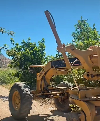 Bayırk&ouml;y Belediyesi&rsquo;nden yol bakım ve temizlik &ccedil;alışmaları
