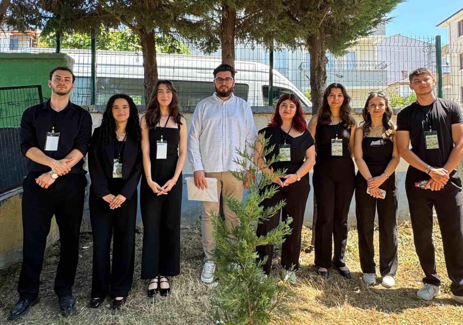 SUB&Uuml; &ouml;ğrencilerinden s&uuml;rd&uuml;r&uuml;lebilir okulların yaygınlaşması i&ccedil;in proje
