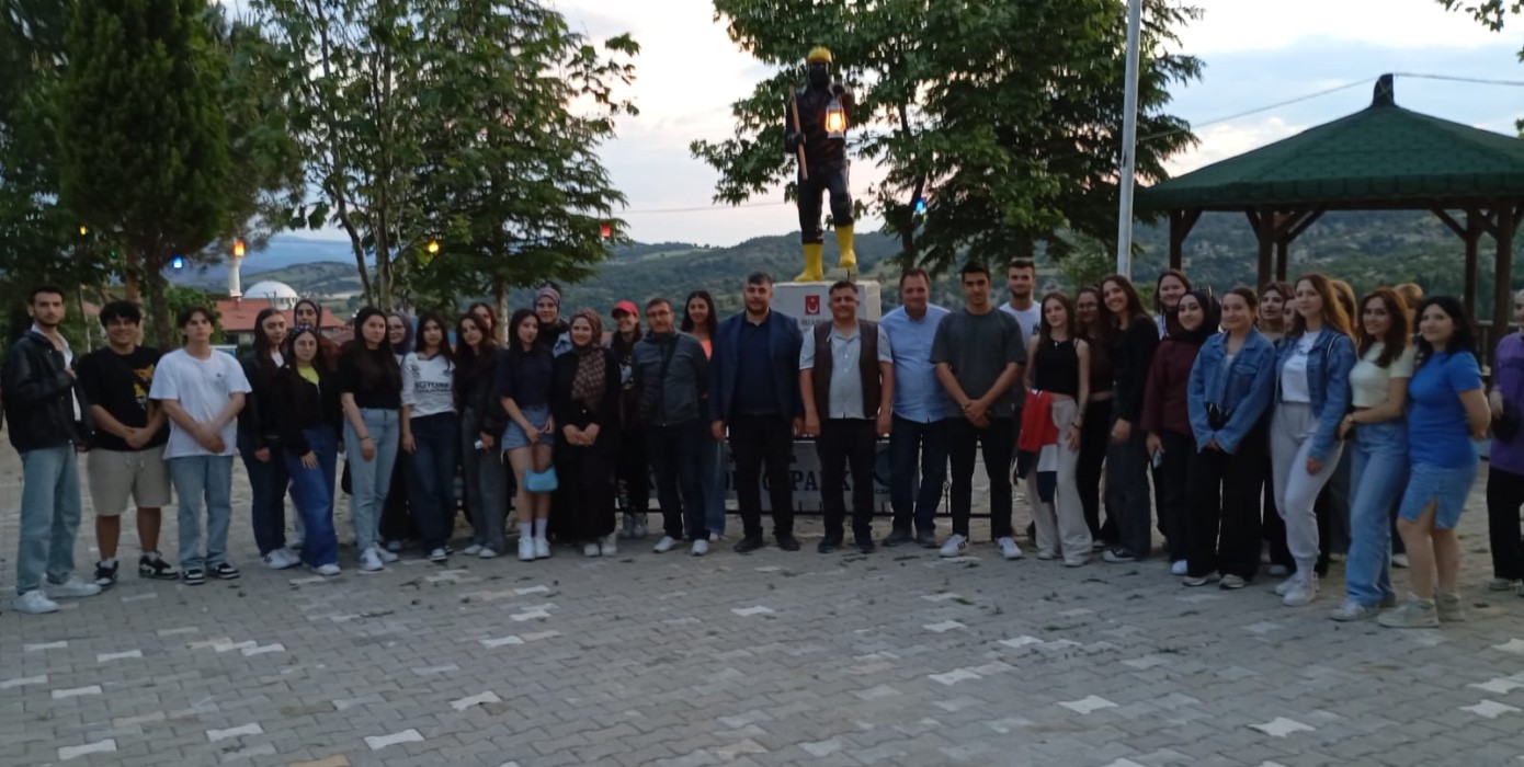 G&ouml;kler Beldesinde boş duvarlar sanat eserine d&ouml;n&uuml;şt&uuml;
