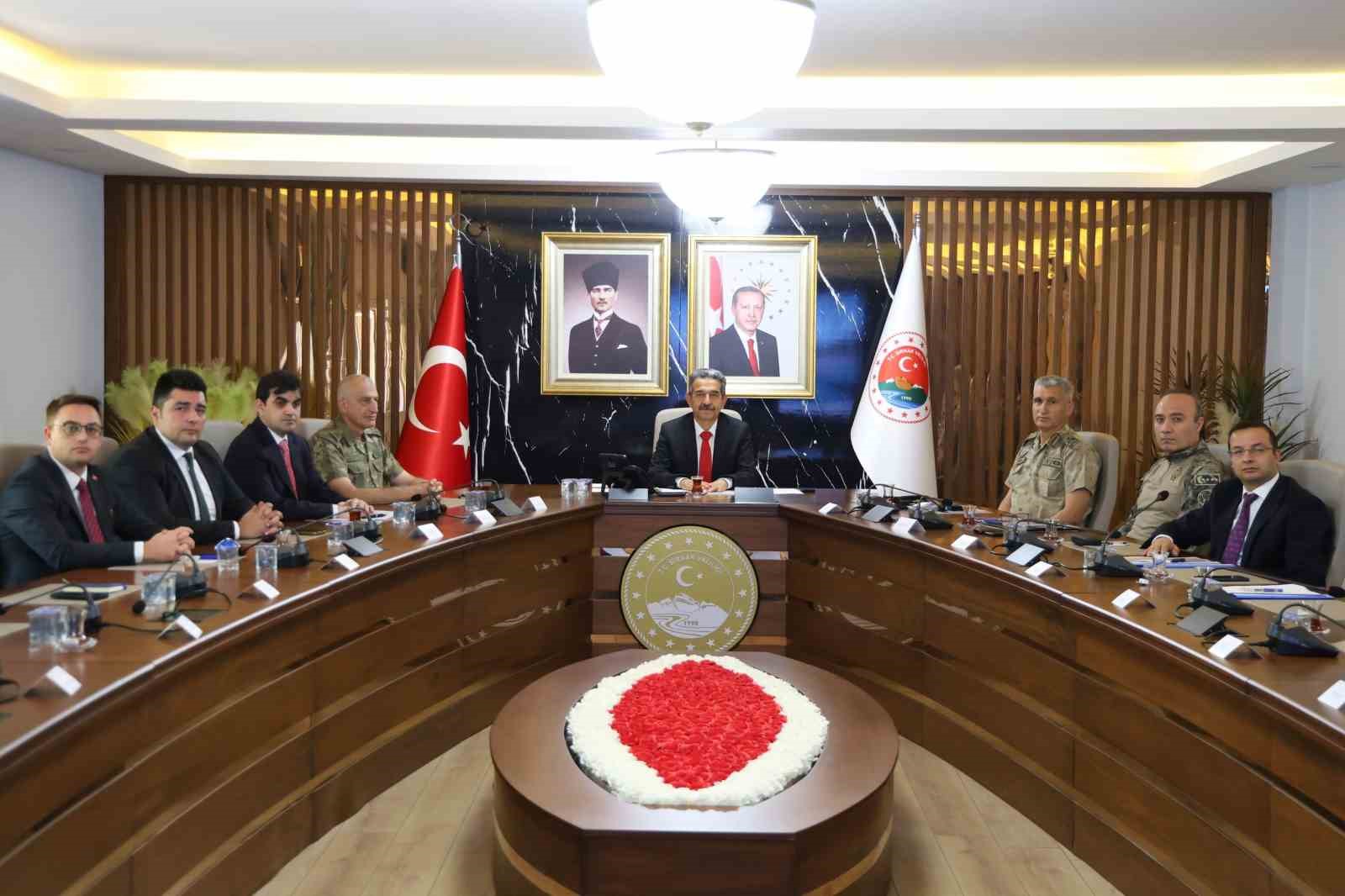 Şırnak’ta genişletilmiş il güvenlik ve asayiş koordinasyon toplantısı gerçekleştirildi