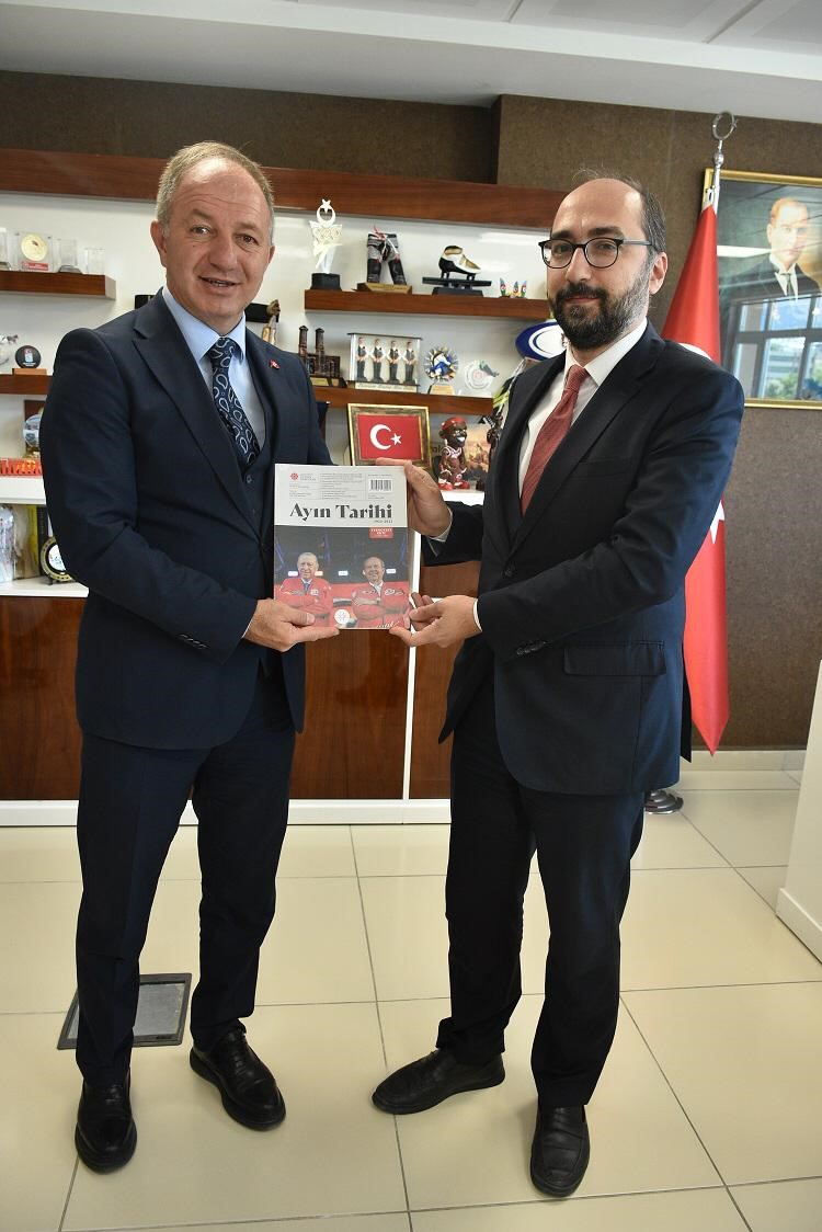 K&uuml;&ccedil;&uuml;kece&rsquo;den &Ccedil;akmur&rsquo;a ziyaret
