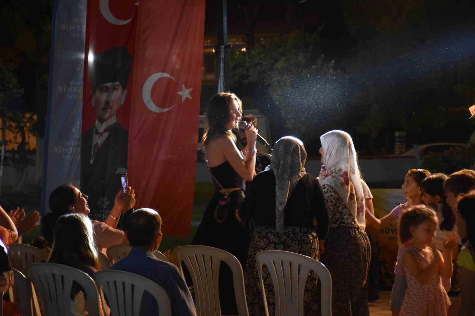 Başkan Çerçioğlu, Germenciklileri yaz konseri ile buluşturdu
