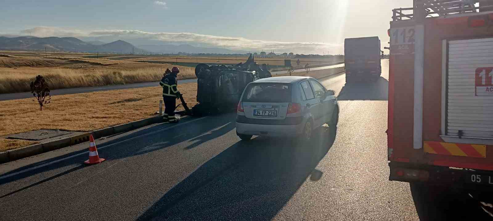 Merzifon’da traktör ve araç çarpıştı: 1 ölü, 4 yaralı