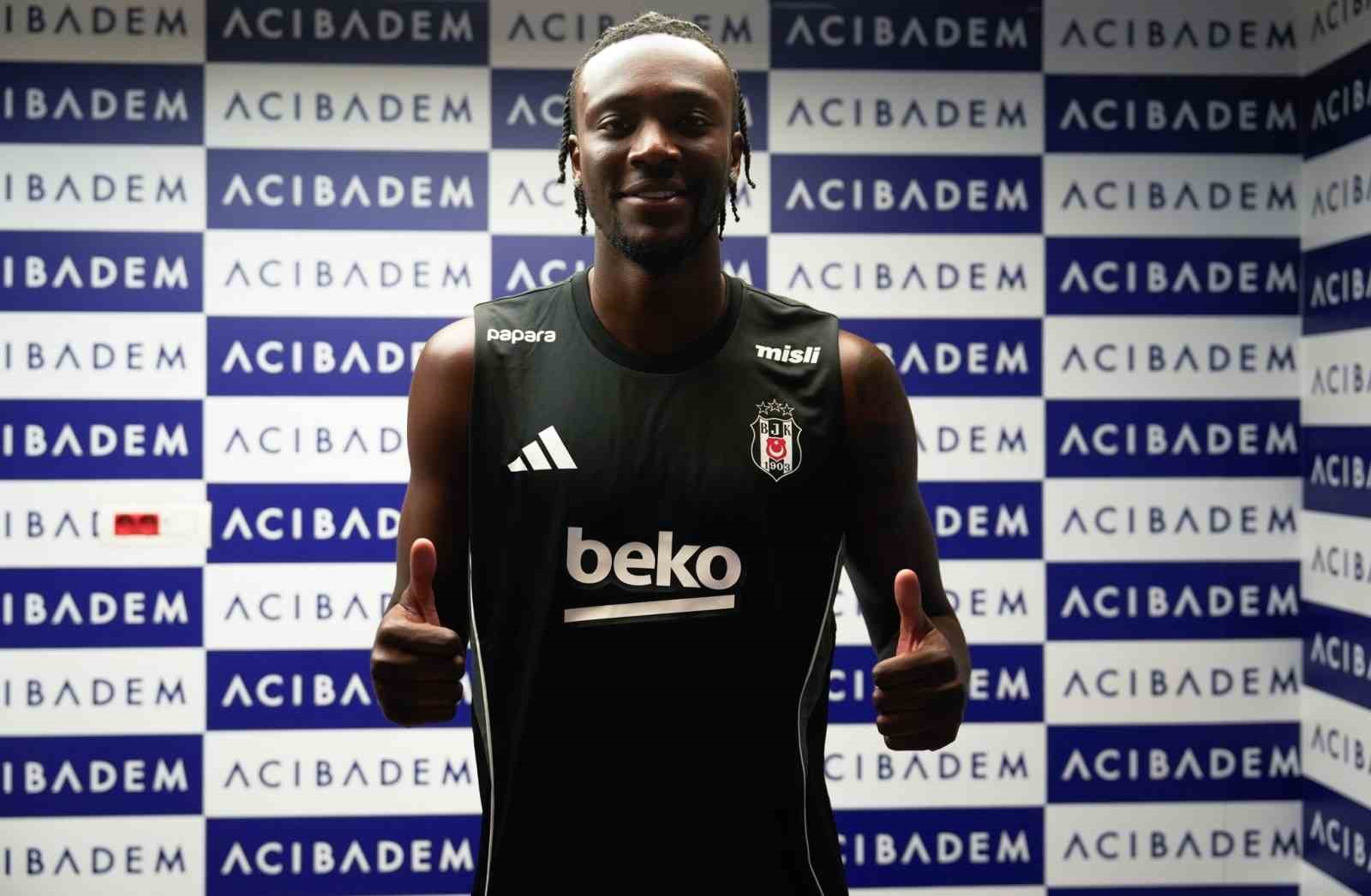 Tammy Abraham, sağlık kontrol&uuml;nden ge&ccedil;ti
