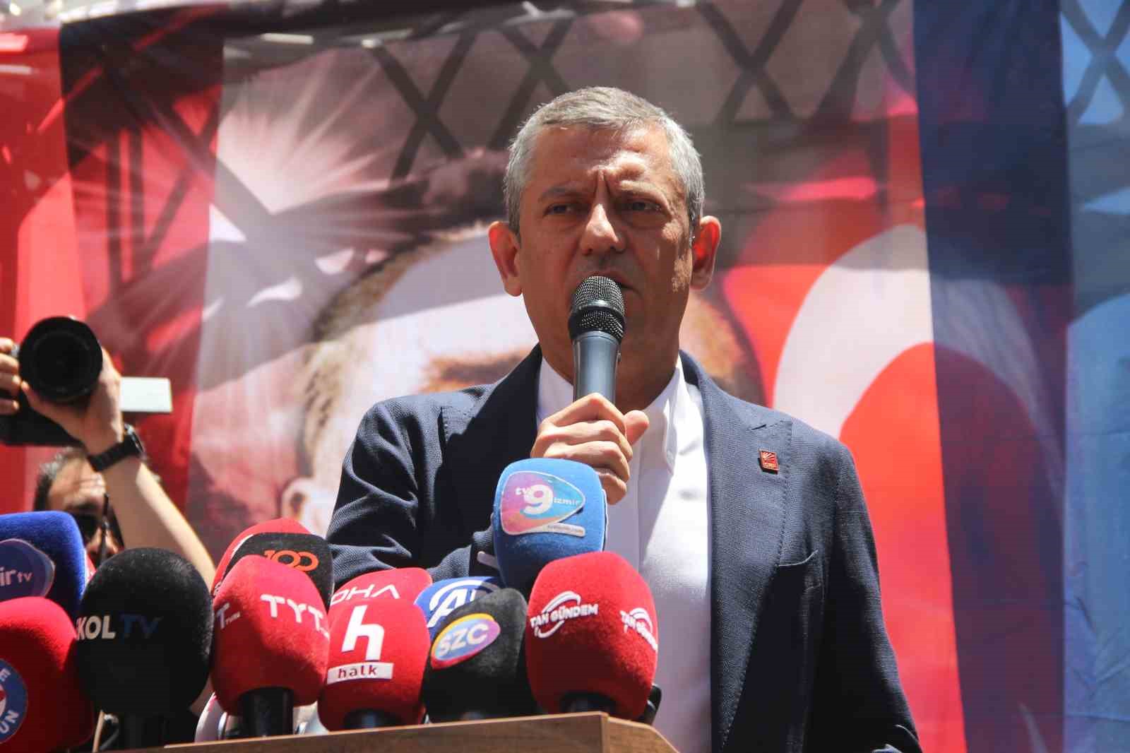 CHP Genel Başkanı Özel: "Kimseyi satmadım, Tunç Soyer’i de satmam"