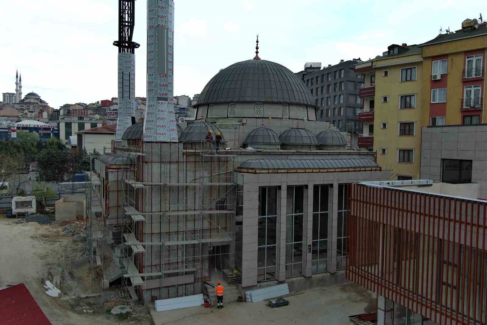 Ayazma Camii ve K&uuml;lliyesi&rsquo;nde &ccedil;alışmalar aralıksız s&uuml;r&uuml;yor
