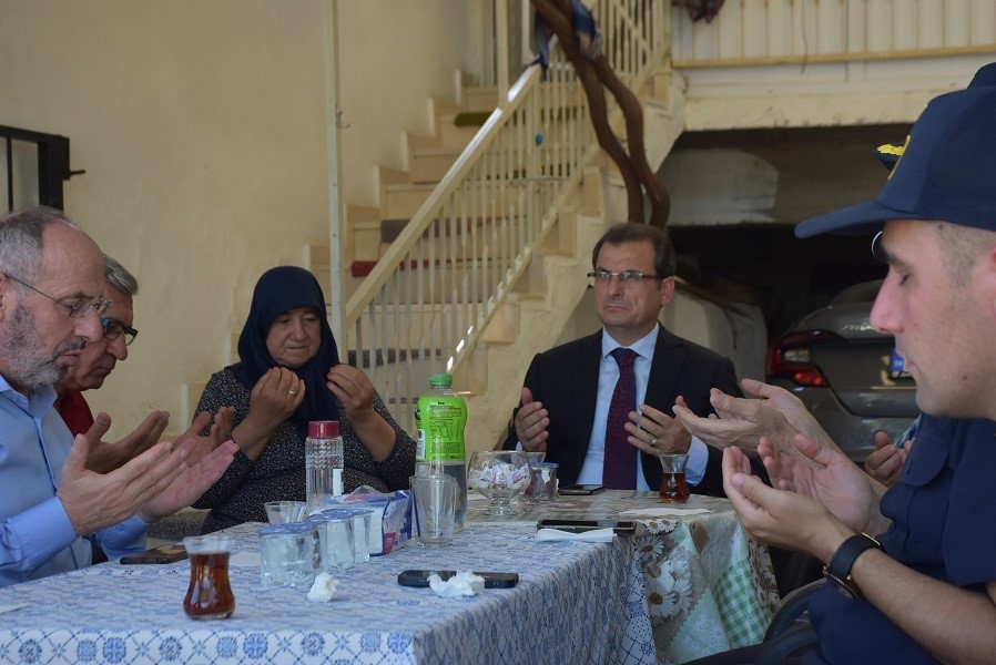 Trafik kazasında hayatını kaybeden şehit polis unutulmadı