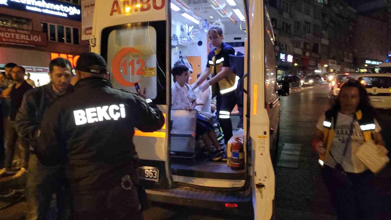 Ereğli’de iki hafif ticari araç çarpıştı, 7 kişi yaralandı