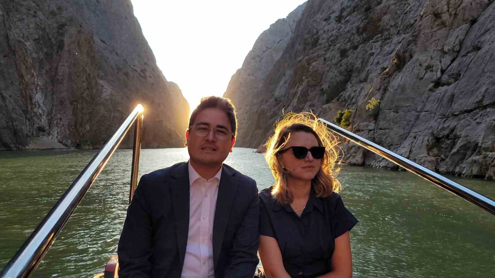 Bu manzara yılın sadece 10 günü görülebiliyor