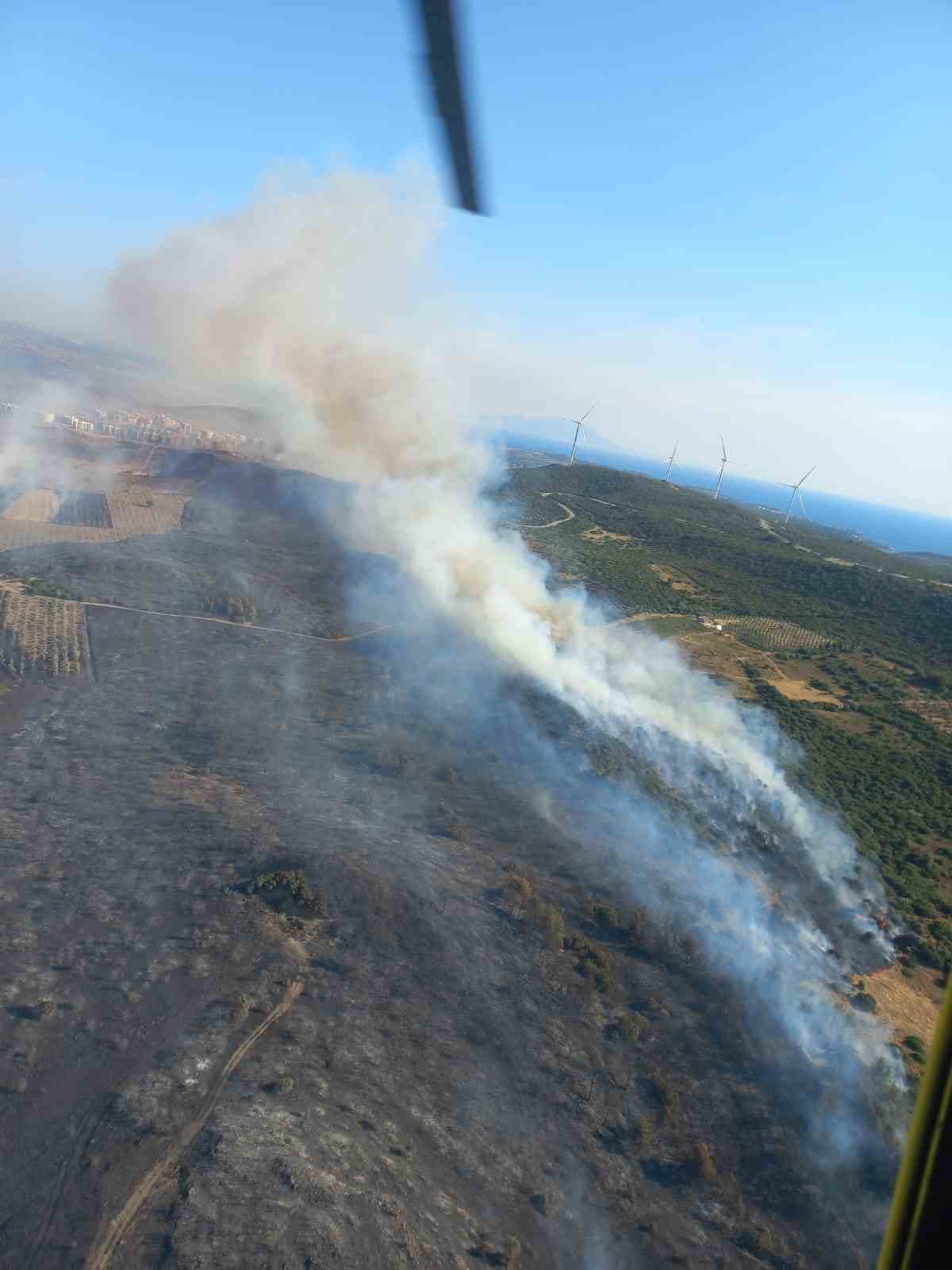 Çeşme ve Ödemiş’te orman yangınları devam ediyor