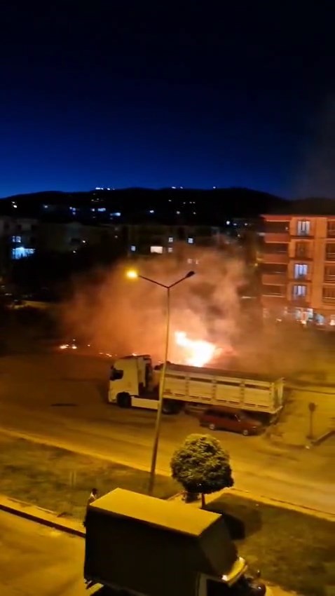 Elazığ’da ot yangını söndürüldü