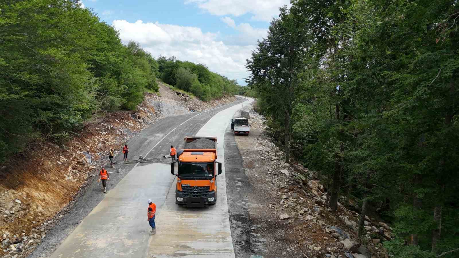 Samsun B&uuml;y&uuml;kşehir&rsquo;den Atakum&rsquo;da yol &ccedil;alışması
