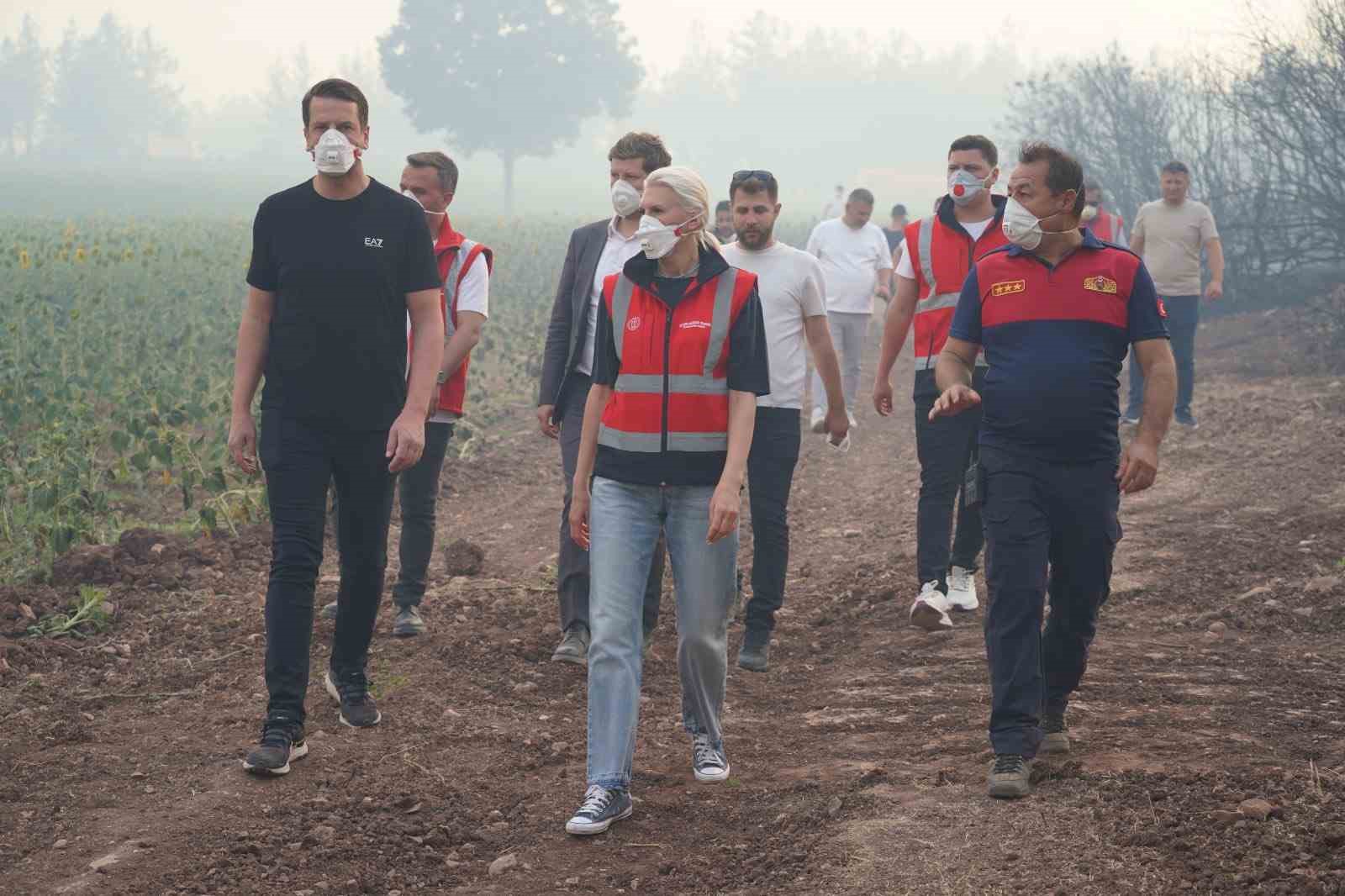 Başkan Subaşı&rsquo;nın yangınla m&uuml;cadeledeki gayreti taktir topladı
