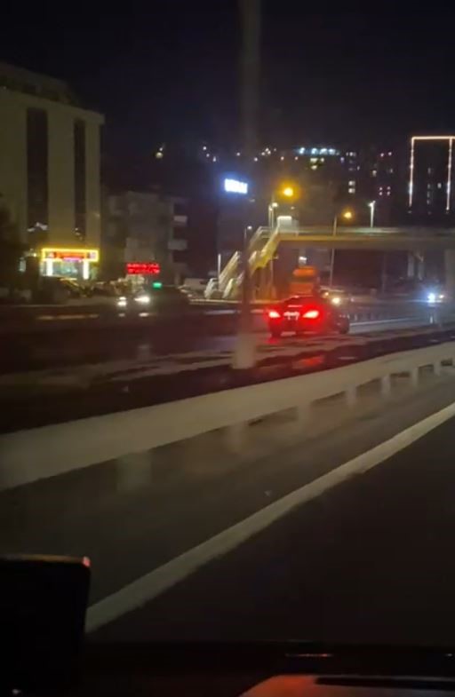 Beylikdüzü’nde ters yöne giren sürücü trafiği tehlikeye attı