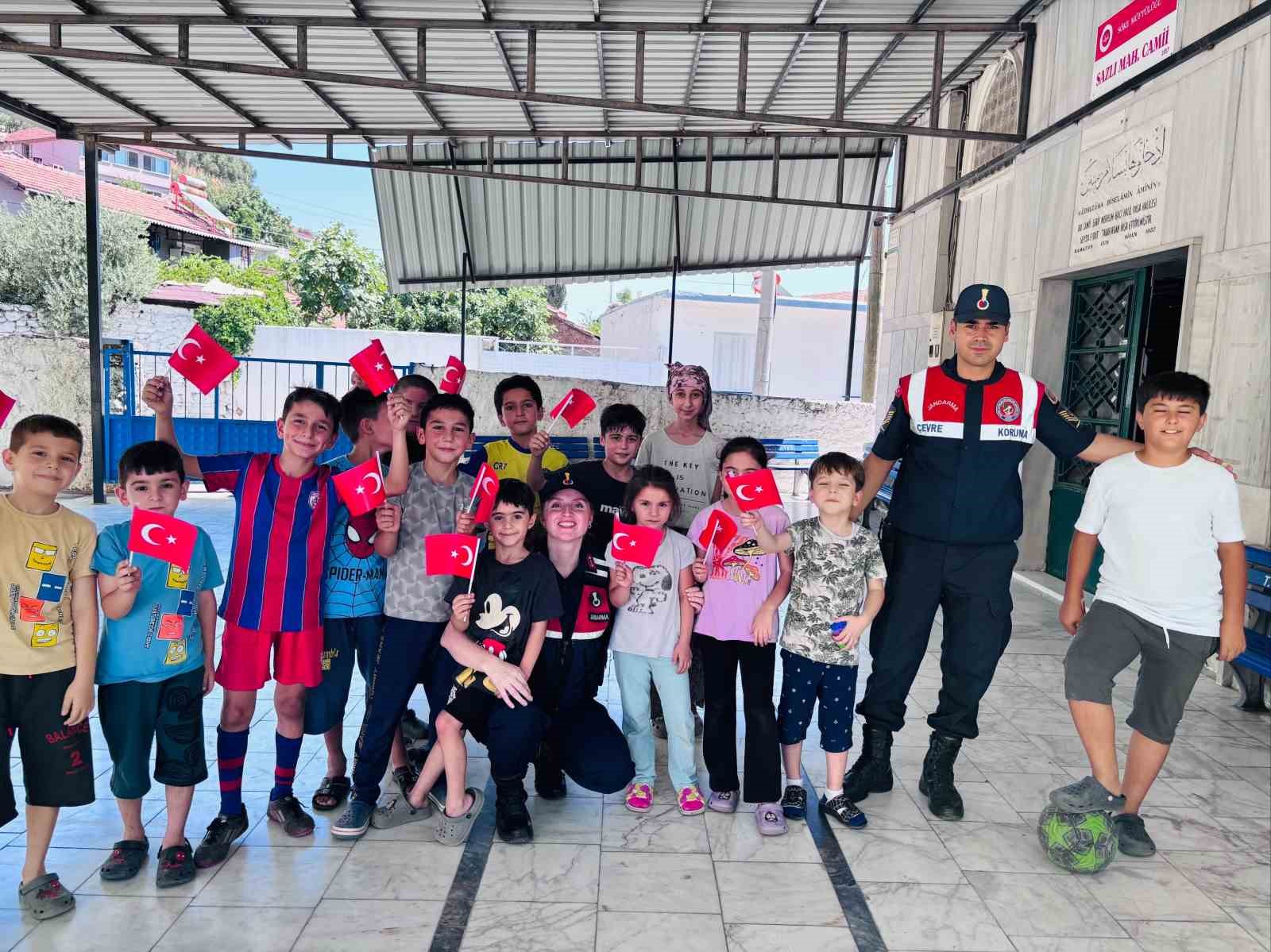 Jandarmadan Söke’de çevre bilinci ve yangın uyarısı