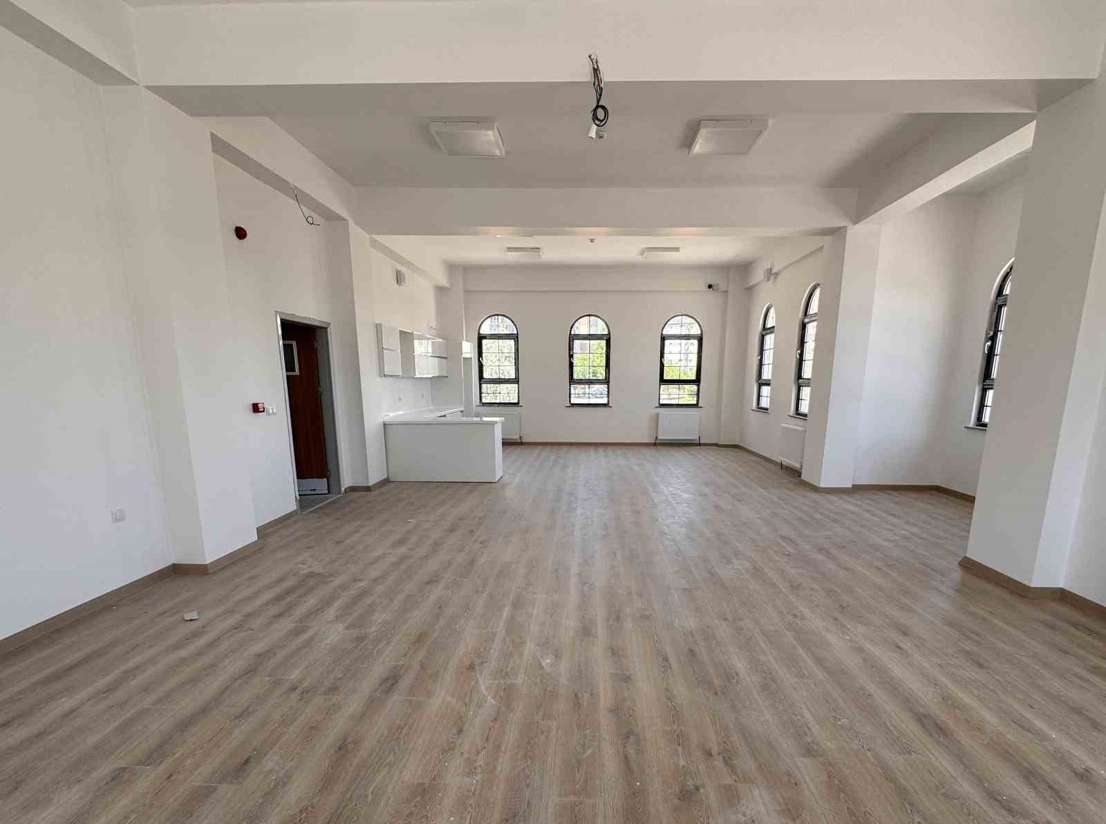 Kocatepe Diyanet Eğitim Ve K&uuml;lt&uuml;r Merkezi hızla tamamlanıyor
