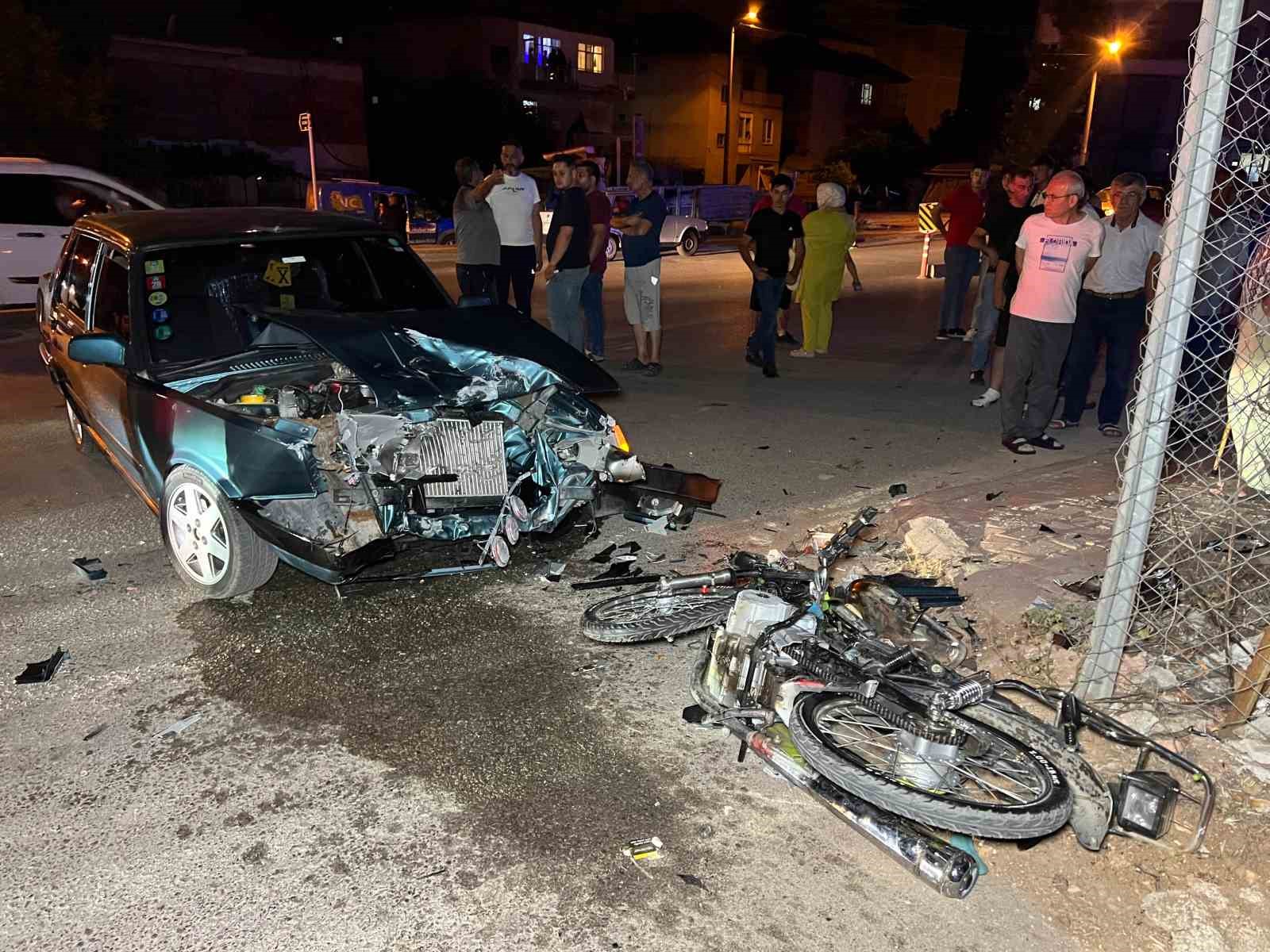 Burdur’da otomobil ile çarpışan motosiklet sürücüsü öldü, 1 yaralı