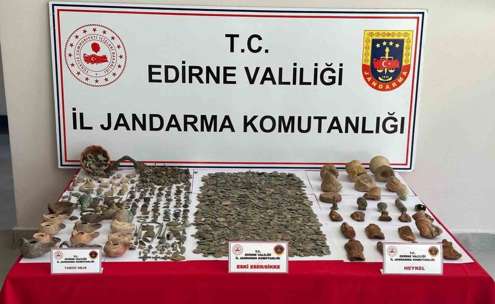 Keşan’da çok sayıda tarihi eser ele geçirildi