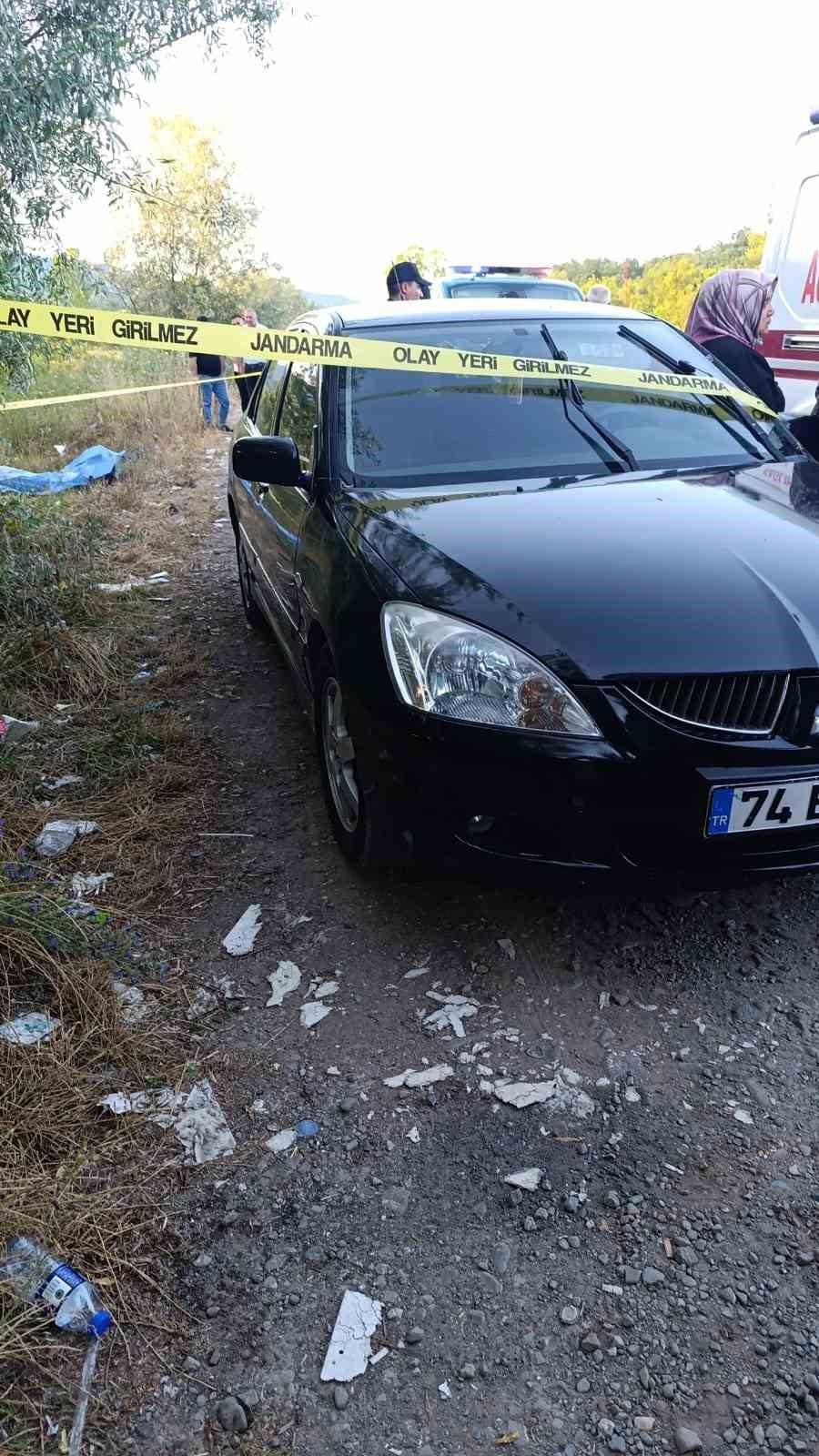 Direksiyon başında kalp krizi ge&ccedil;iren yaşlı adam hayatını kaybetti
