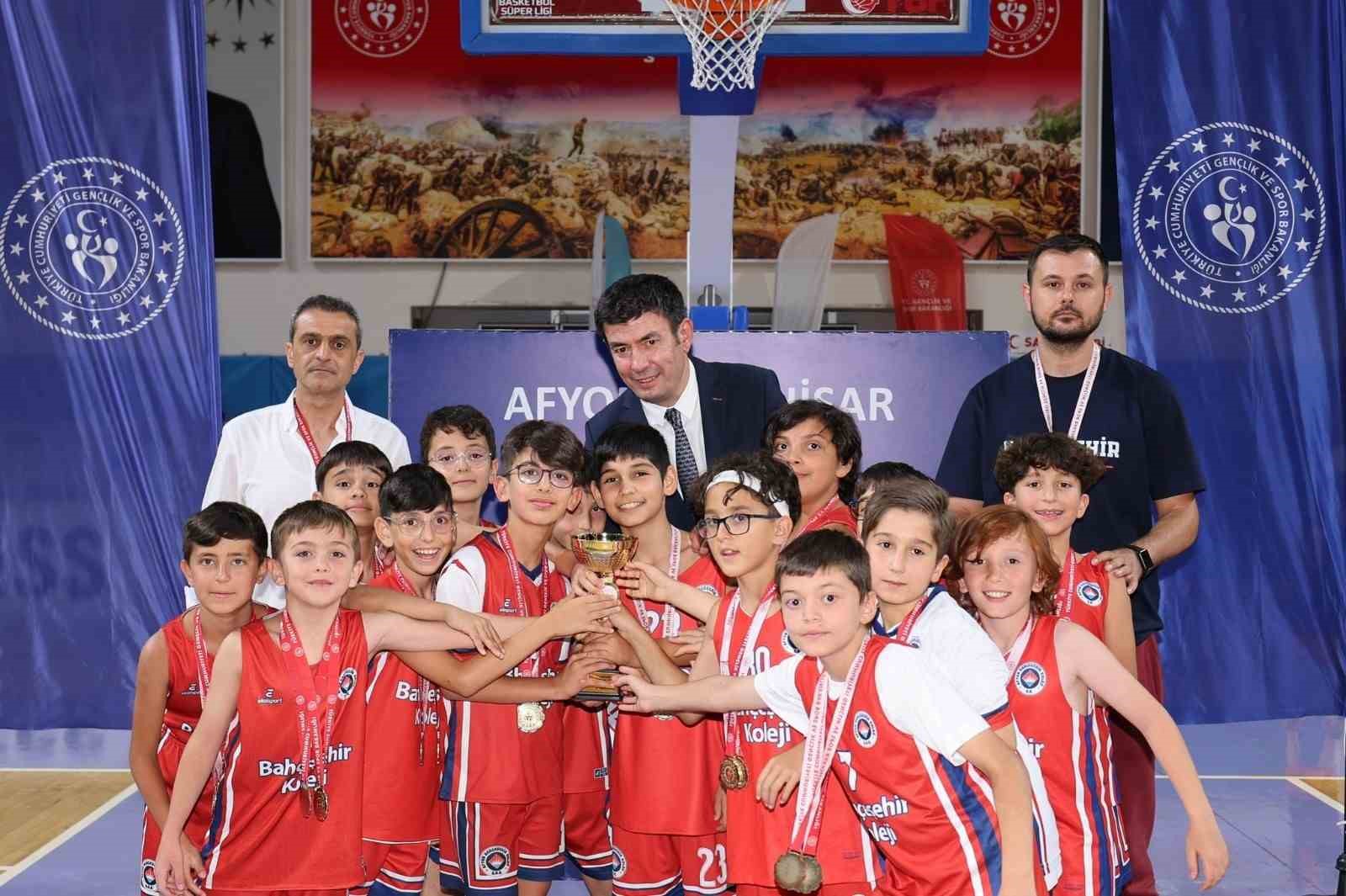 Basketbol müsabakaları sona erdi
