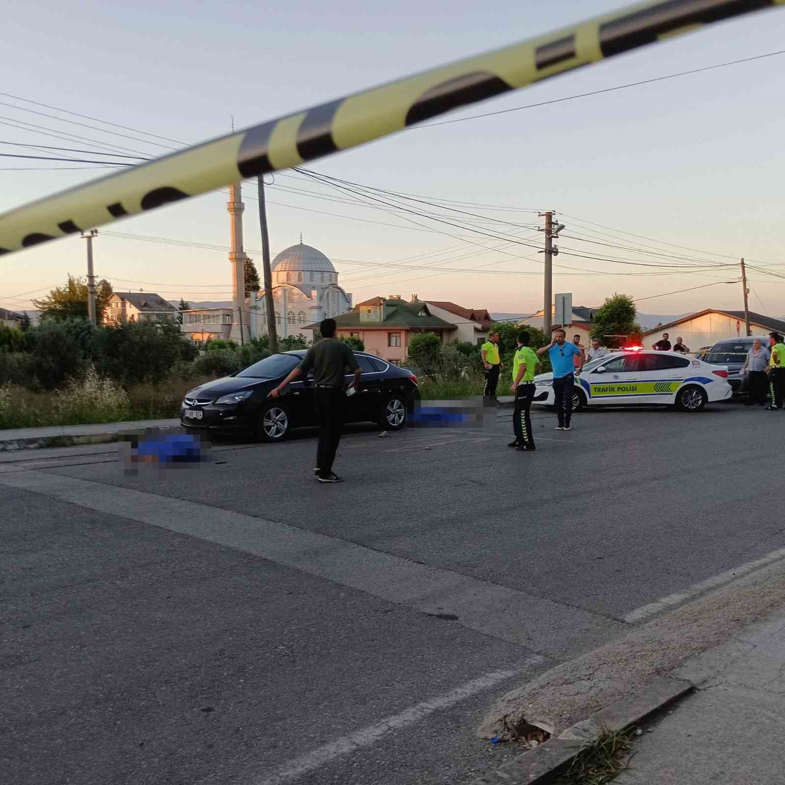 Sokak ortasında çifte cinayet: Baba ve oğul hayatını kaybetti