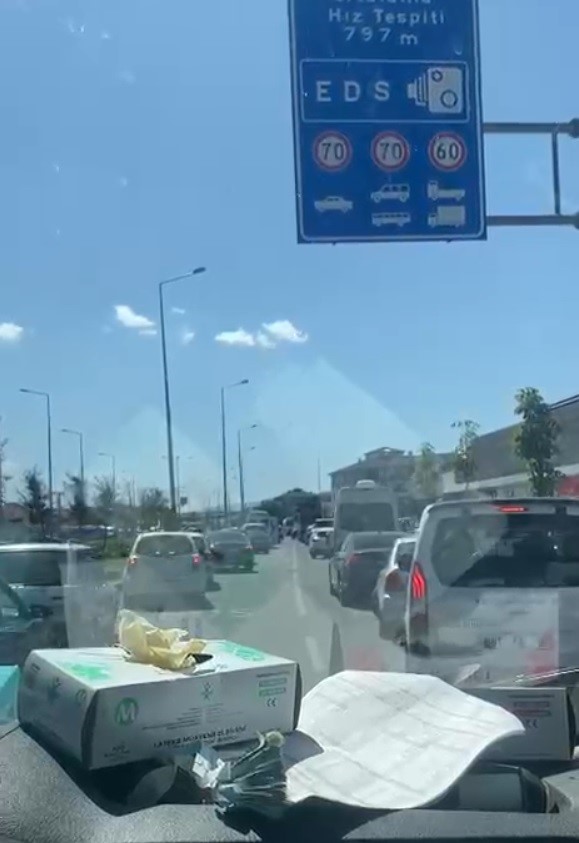 Sireni duyan fermuar sistemine ge&ccedil;ti
