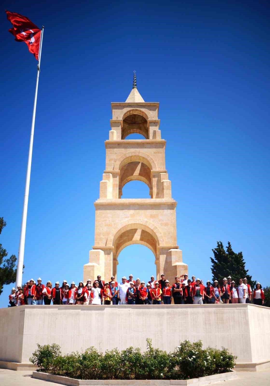 Didimli &ouml;ğrenciler &Ccedil;anakkale&rsquo;yi gezdi
