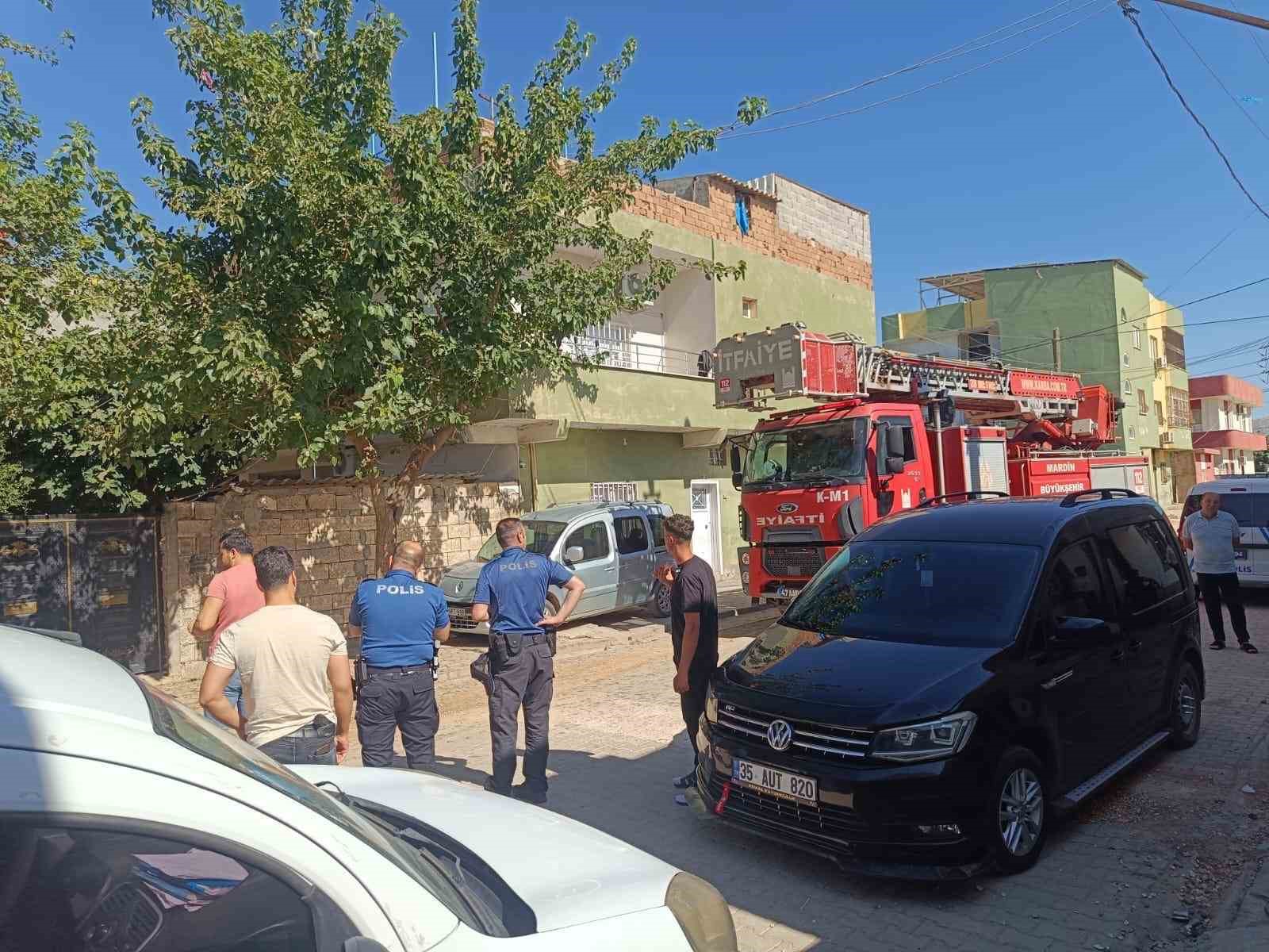 Mardin’de eşini ve çocuklarını bıçakla rehin alan kişi gözaltına alındı