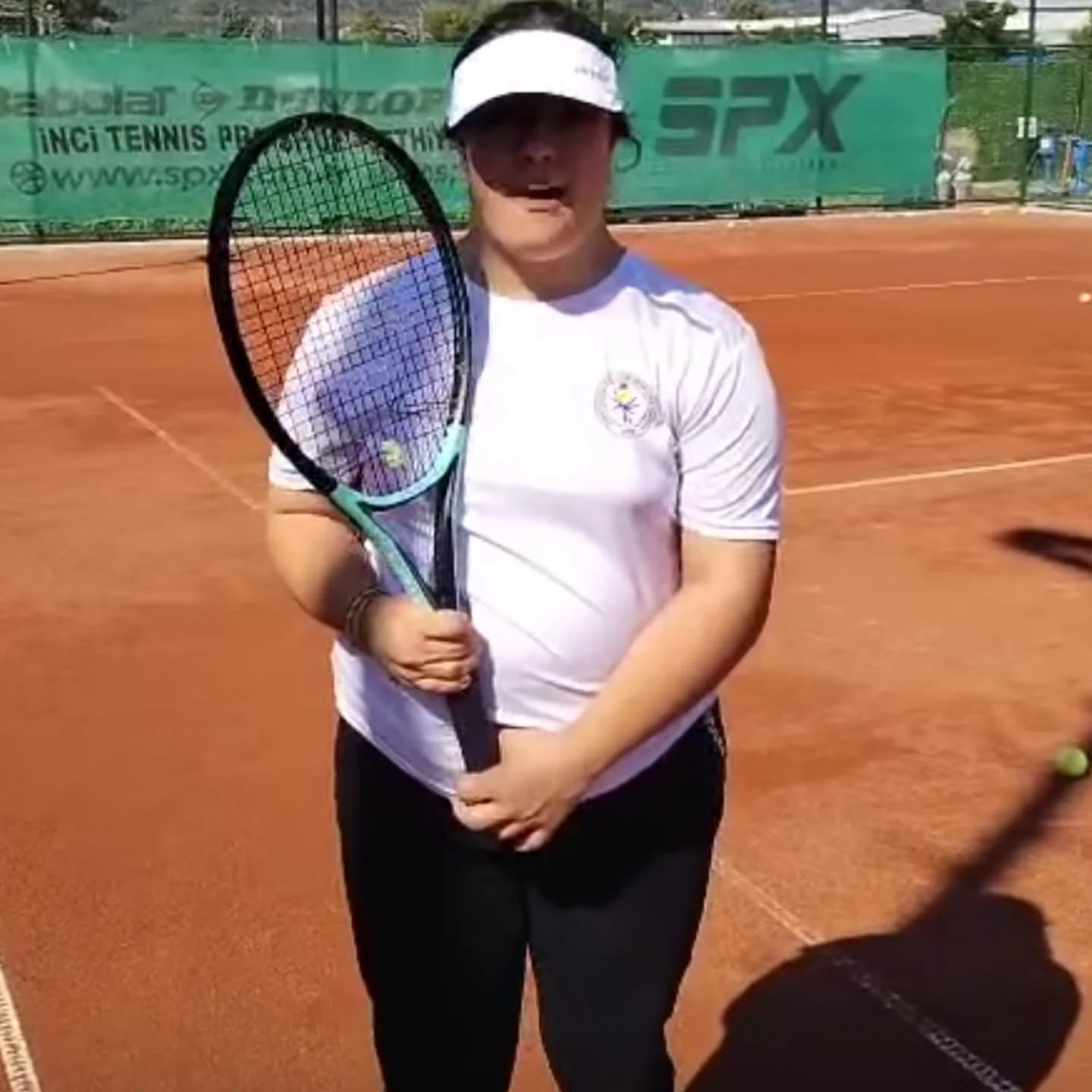 Elazığlı Berfin Aşık, Prag’ta gururlandırdı