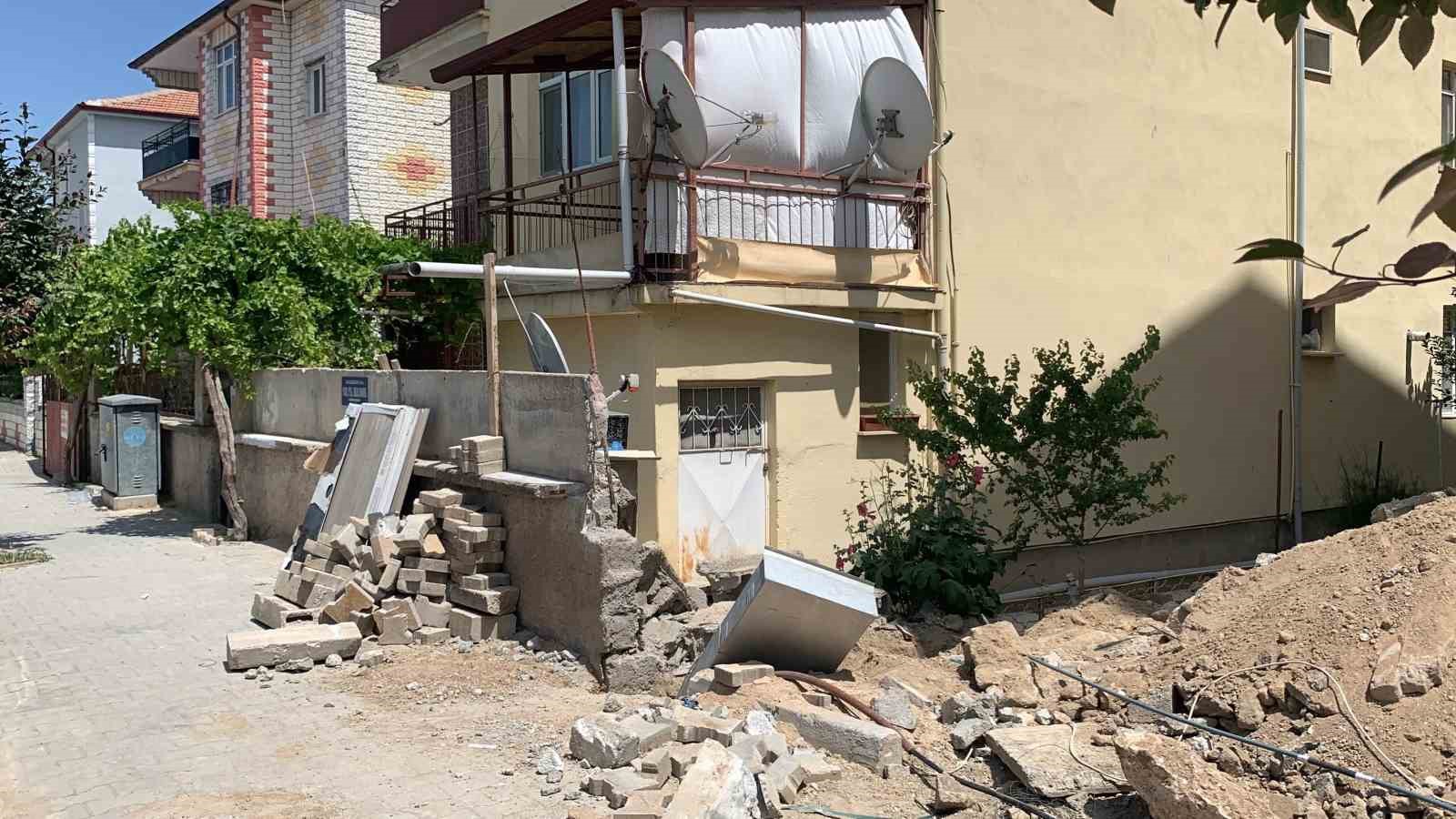 Karaman’da elektrik akımına kapılan şahıs ölümden döndü