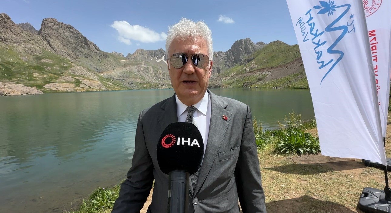 Devlet Tiyatroları Genel Müdürü Tamer Karadağlı: "Yüksekova’da kültür, sanat ve turizm yeşerecek"