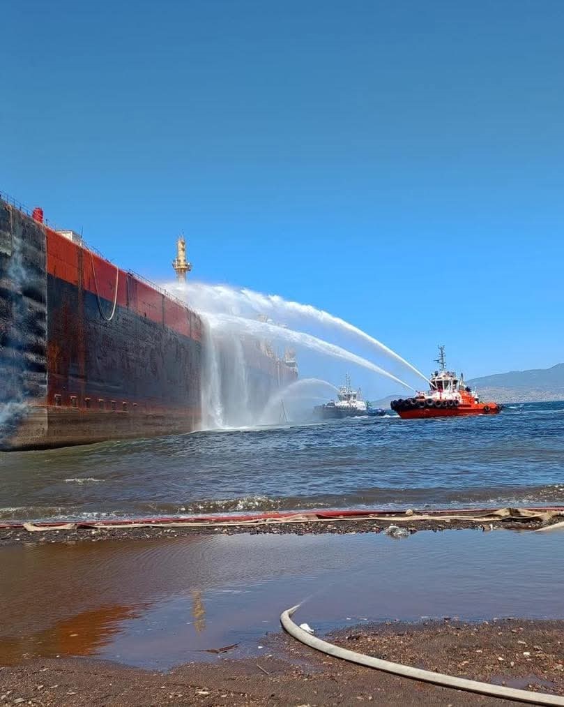Aliağa’da tanker gemide yangın devam ediyor
