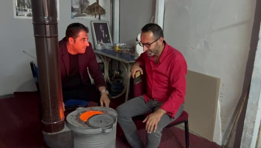 Erzurumlular temmuz ayında soba yaktı
