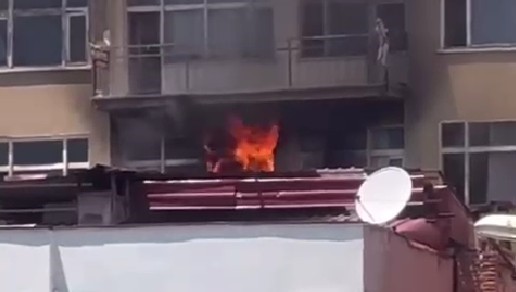 Aksaray’da apartmanda yangın