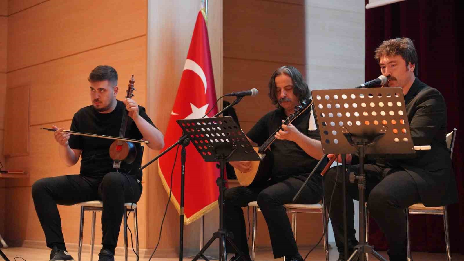 "Biz Susalım Türküler Konuşsun" projesi kültürel değerleri gençlerle buluşturuyor