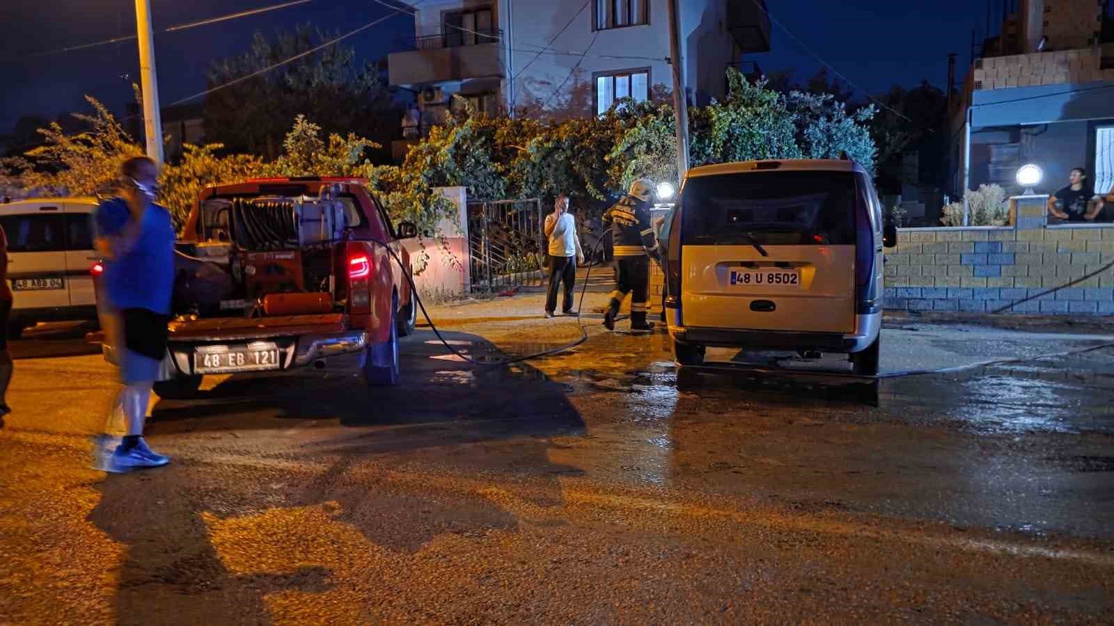 Y&uuml;r&uuml;y&uuml;ş yaparken otomobilin &ccedil;arptığı adam hayatını kaybetti
