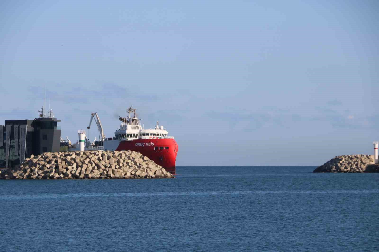 Oru&ccedil; Reis Sismik Araştırma Gemisi, Filyos Limanı&rsquo;na demirledi
