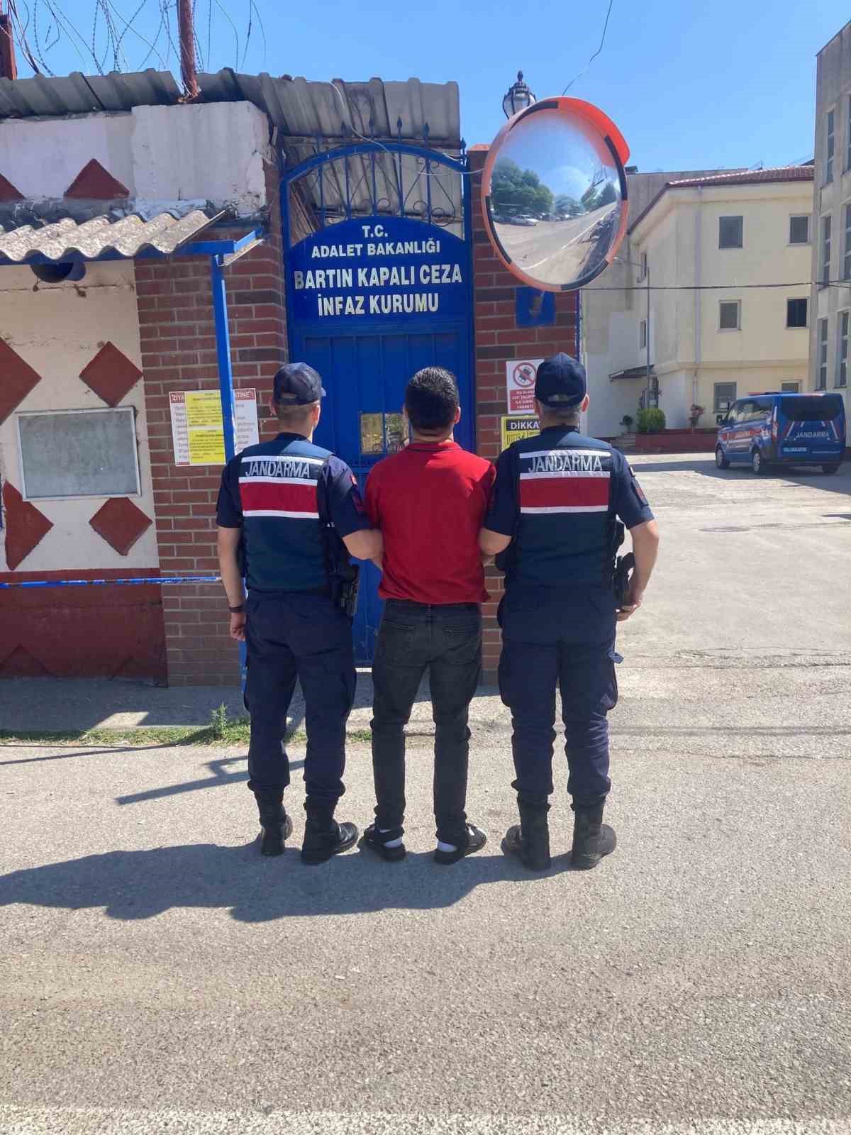 Bartın’da aranan 5 kişi yakalandı