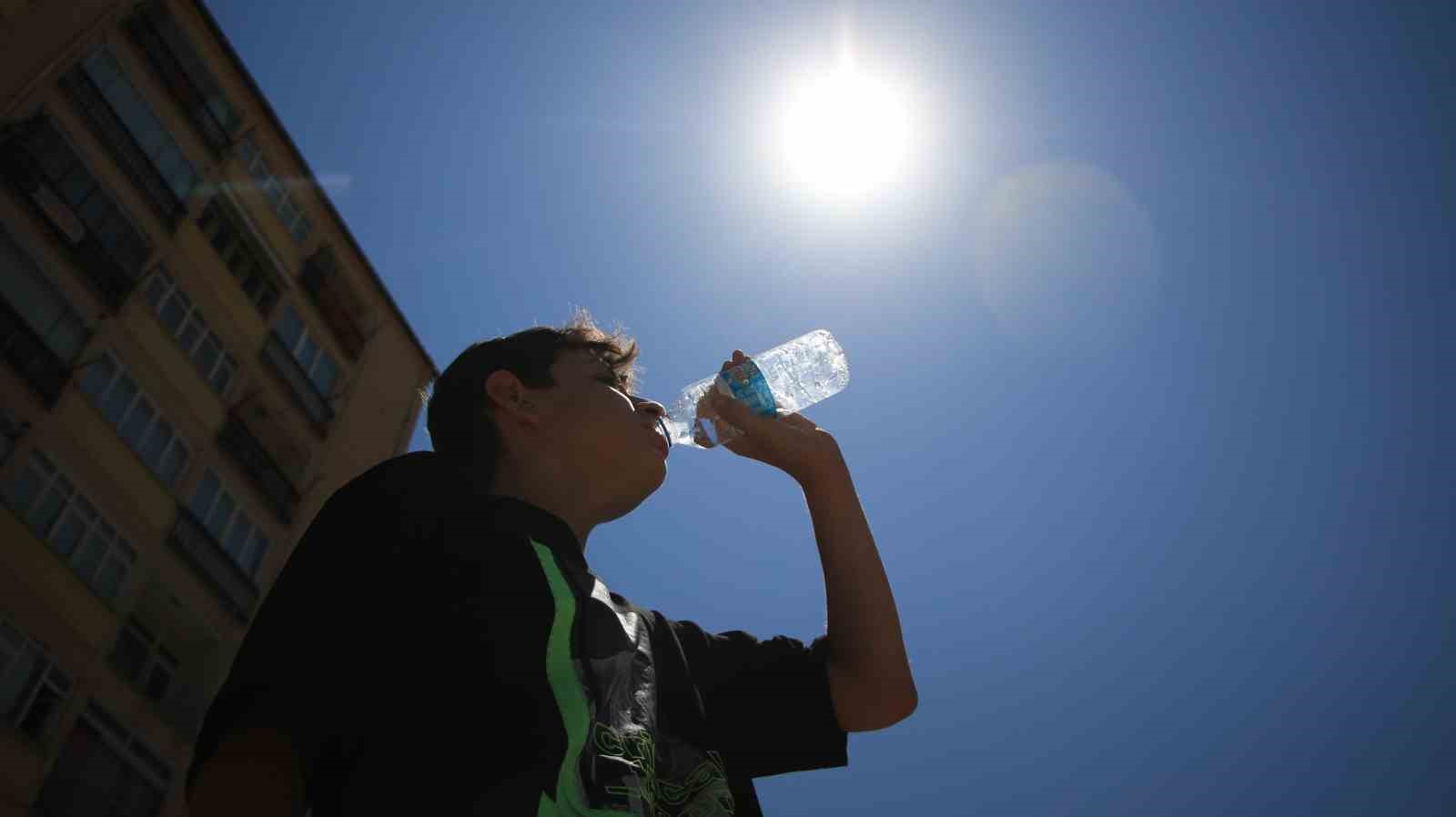 Meteoroloji’den Aydın’da kavurucu sıcaklık uyarısı: Termometreler 44 dereceyi gösterecek