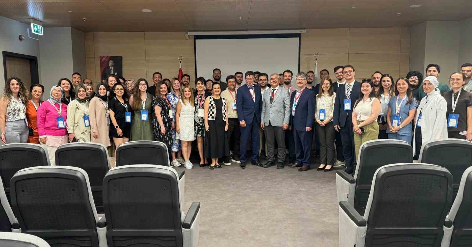 Kütahya’da "Düşük Akım Anestezi" konulu bilimsel toplantı gerçekleştirildi