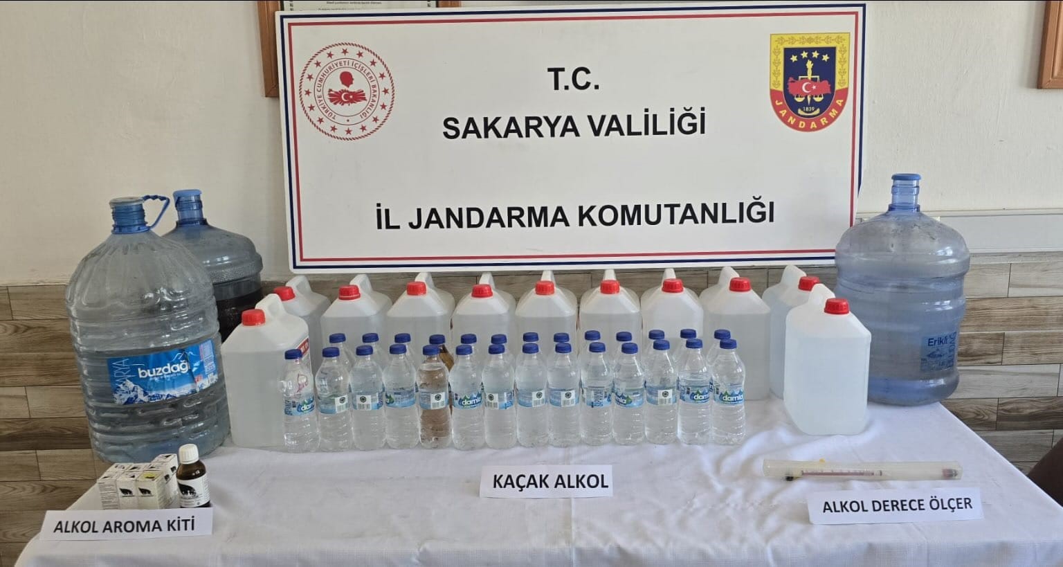 Kaçak alkol üretip piyasaya sürecekti jandarmaya yakalandı