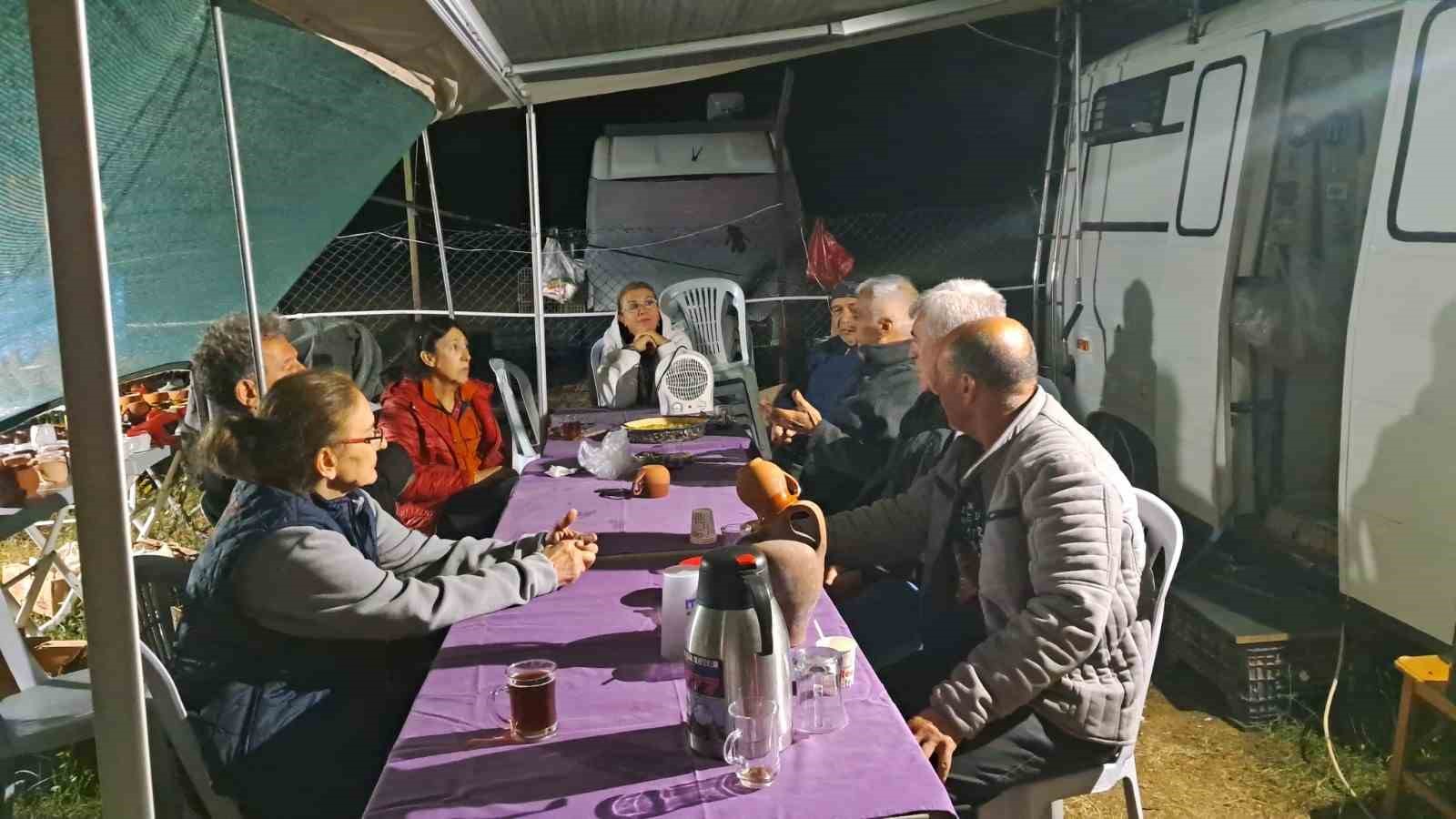 Bilecik’in gözdesi Kınık Köyü, kamp ve karavan tutkunlarını ağırlıyor