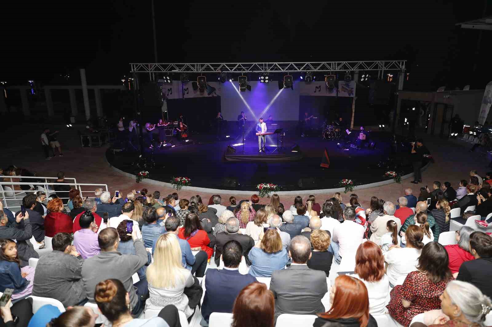 Mersin, öğrencilerin gözdesi olmaya devam ediyor
