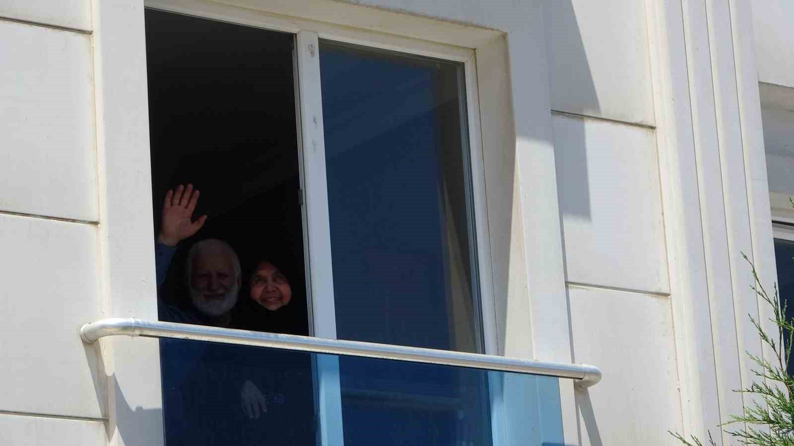 Evlatları kapı dışarı etti, Türkiye kucak açtı
