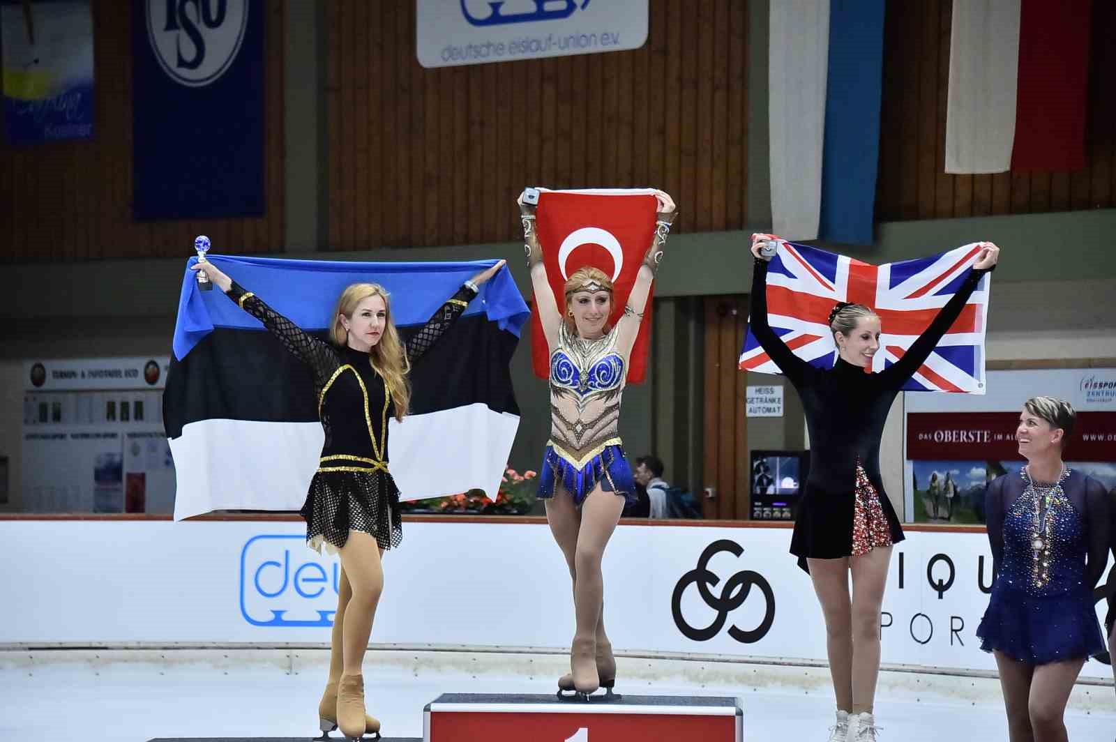 Naz Arıcı, dünya şampiyonu