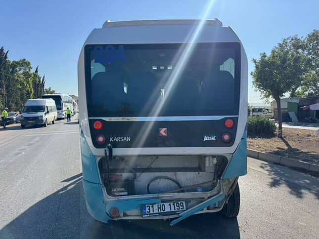 Antakya&rsquo;da trafik kazası: 2 yaralı
