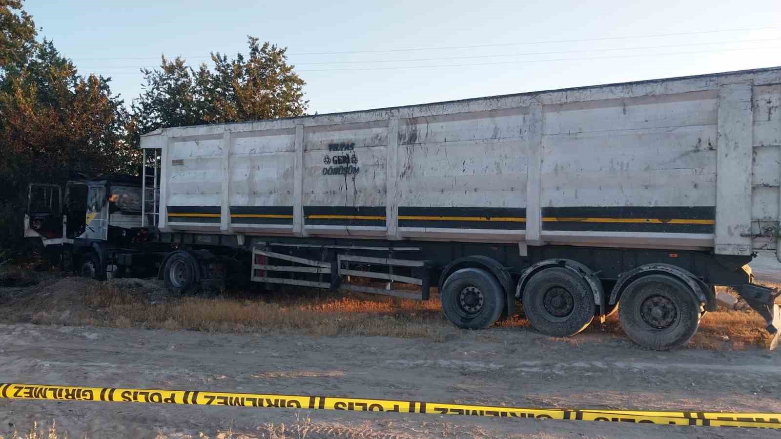 Konya’da tırda çıkan yangında sürücü öldü